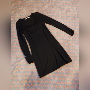 Athleta Hot Toddy Long Sleeve Sweater Dress in Black Size Medium